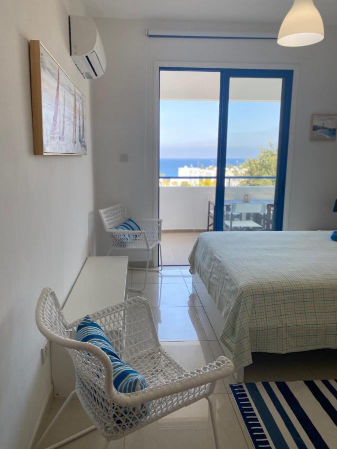 Konnos Flat Apartment Протарас Екстериор снимка