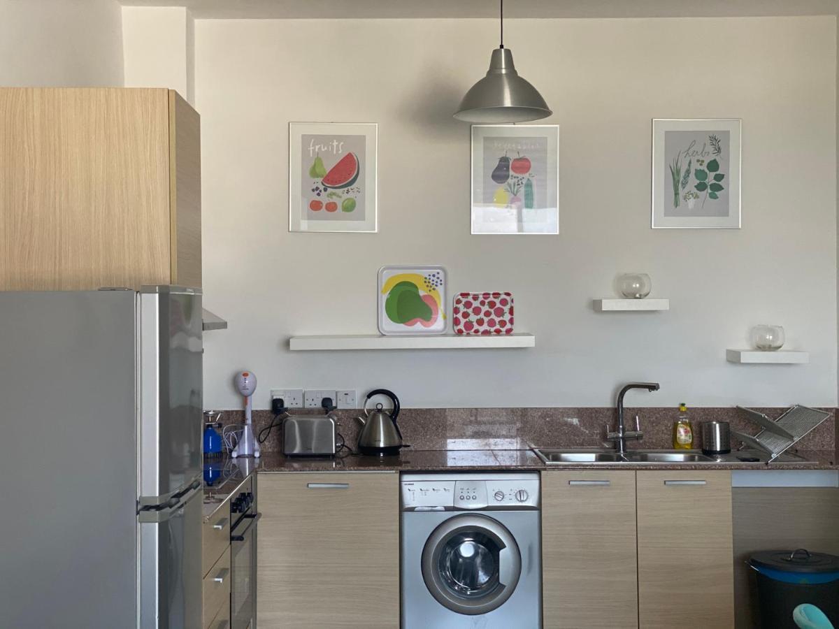 Konnos Flat Apartment Протарас Екстериор снимка