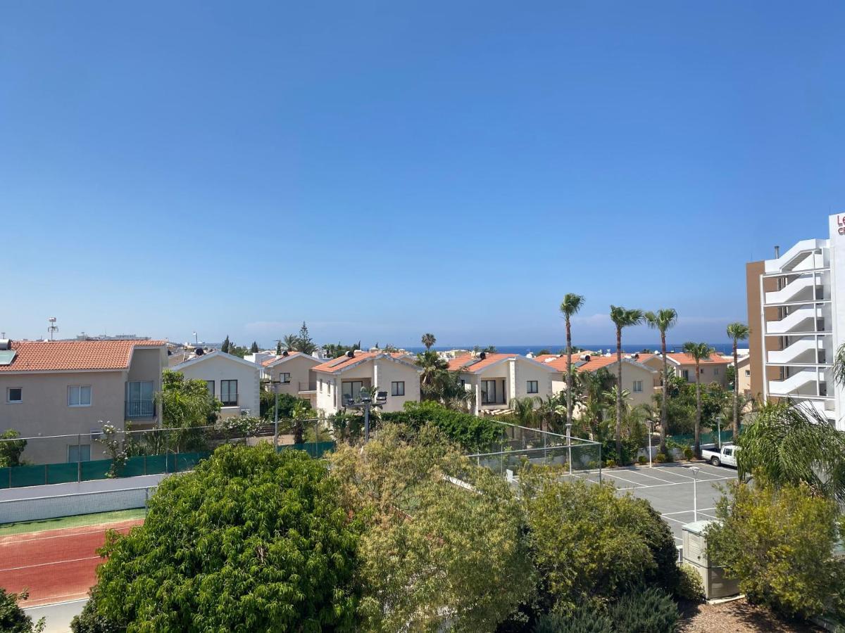 Konnos Flat Apartment Протарас Екстериор снимка