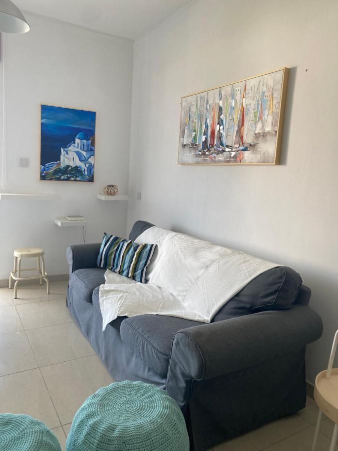 Konnos Flat Apartment Протарас Екстериор снимка