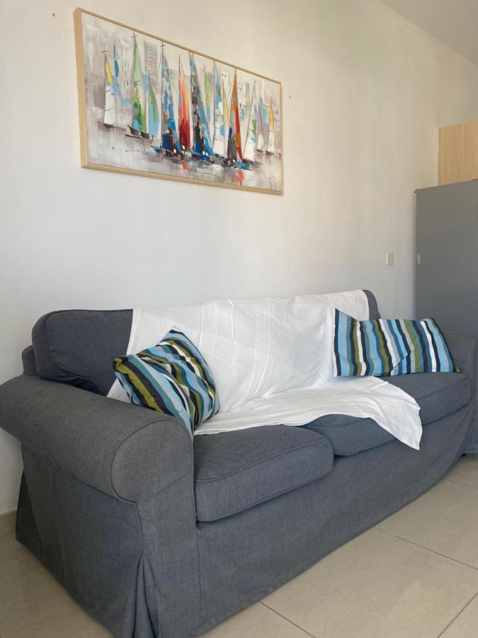 Konnos Flat Apartment Протарас Екстериор снимка